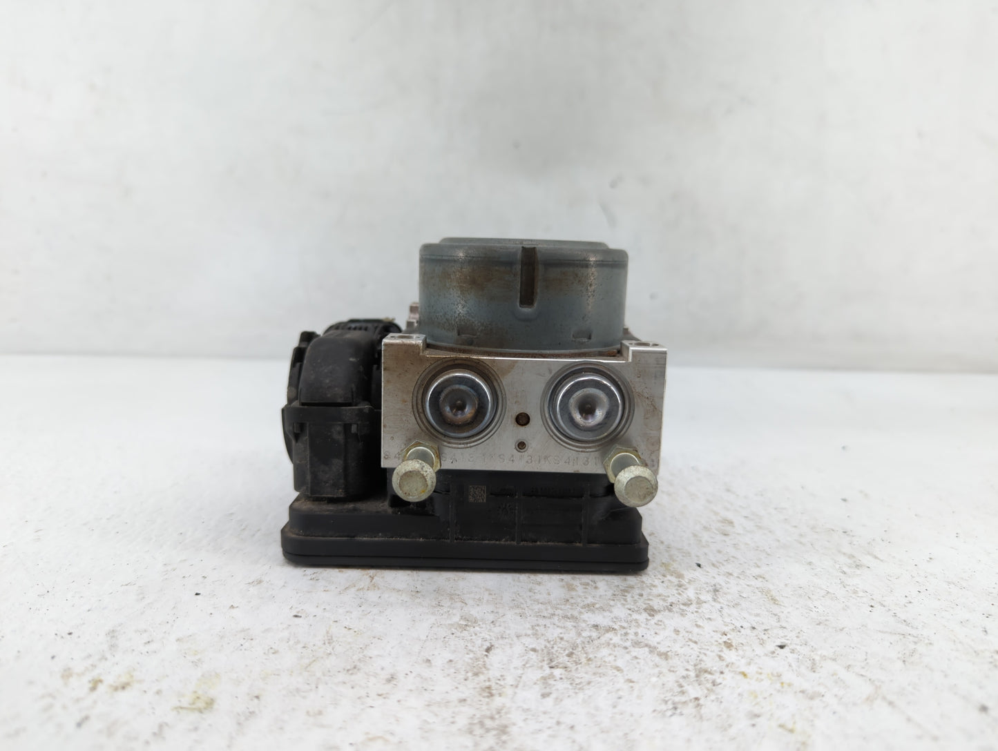 2014-2016 Mitsubishi Outlander ABS Pump Control Module Replacement P/N:4670A990 4670A719 Fits Fits 2014 2015 2016 OEM Used A