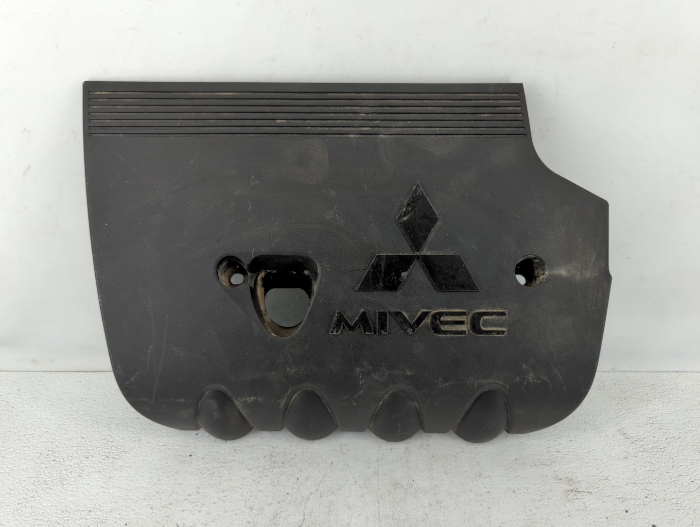 2014 Mitsubishi Outlander Engine Cover - Oemusedautoparts1.com