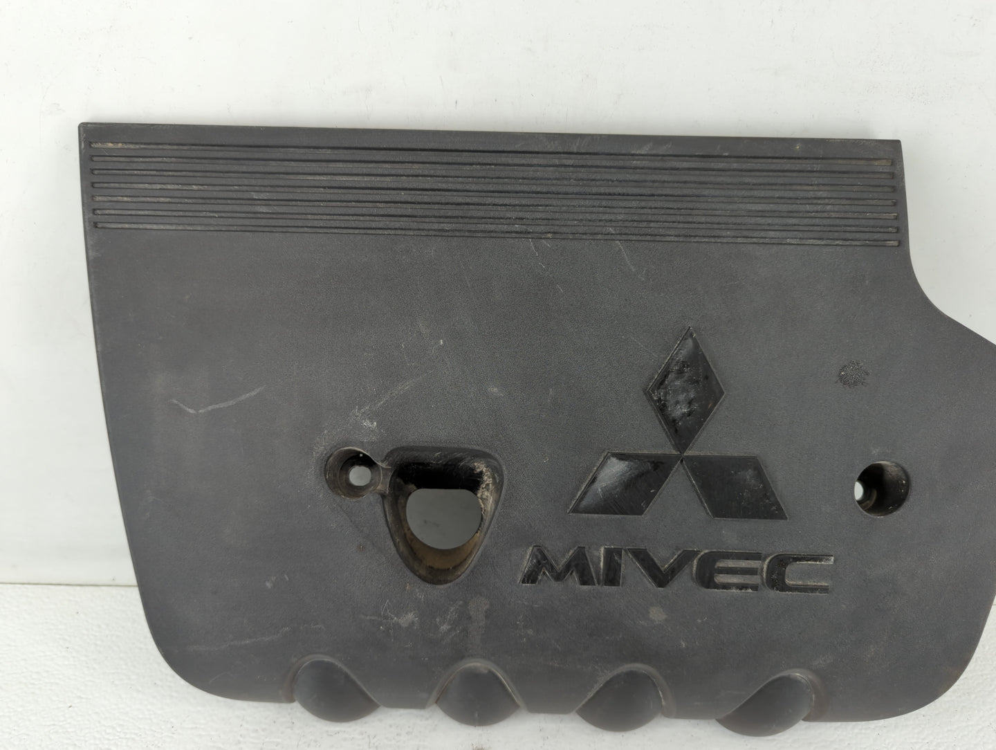 2014 Mitsubishi Outlander Engine Cover - Oemusedautoparts1.com