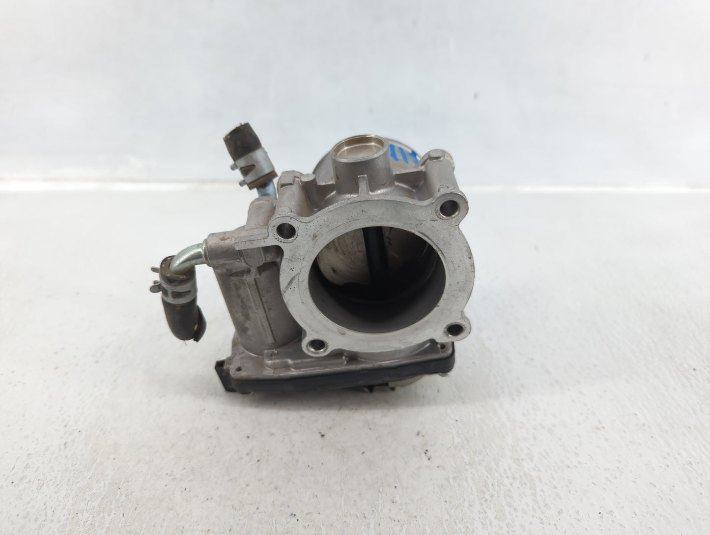 2013-2017 Mitsubishi Outlander Throttle Body P/N:3517 0104 57021-B Fits Fits 2013 2014 2015 2016 2017 OEM Used Auto Parts - 