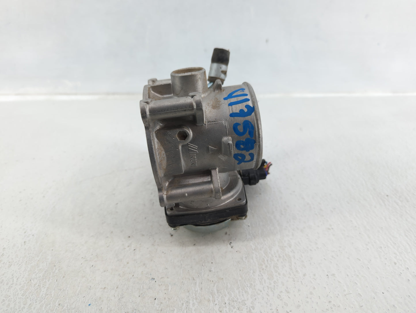 2013-2017 Mitsubishi Outlander Throttle Body P/N:3517 0104 57021-B Fits Fits 2013 2014 2015 2016 2017 OEM Used Auto Parts - 