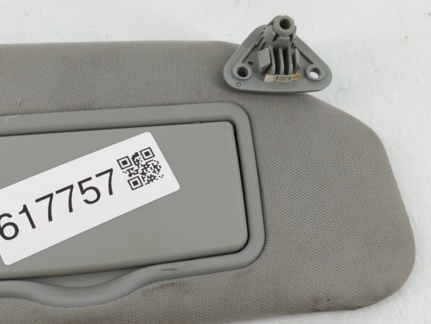 2013-2015 Mitsubishi Outlander Sun Visor Shade Replacement Driver Left Mirror Fits Fits 2013 2014 2015 OEM Used Auto Parts -