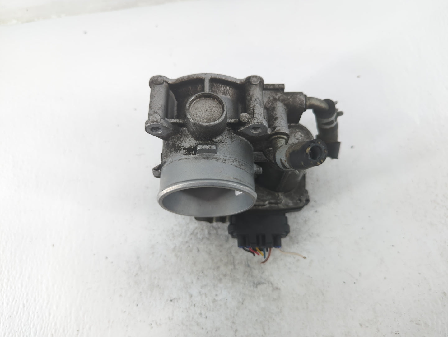 2013-2017 Mitsubishi Outlander Throttle Body P/N:3917 0170 57021-B Fits Fits 2013 2014 2015 2016 2017 OEM Used Auto Parts - 