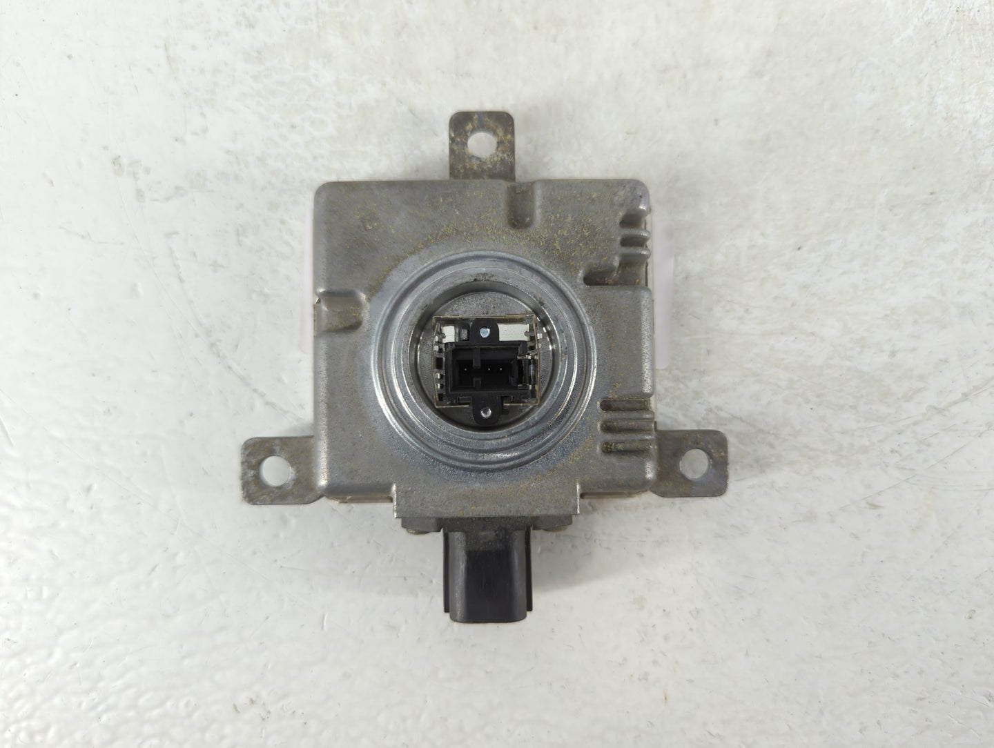 2014 Mitsubishi Outlander Headlight Ballast Head Light 724051 - Oemusedautoparts1.com