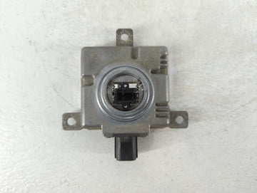 2014 Mitsubishi Outlander Headlight Ballast Head Light 724051 - Oemusedautoparts1.com