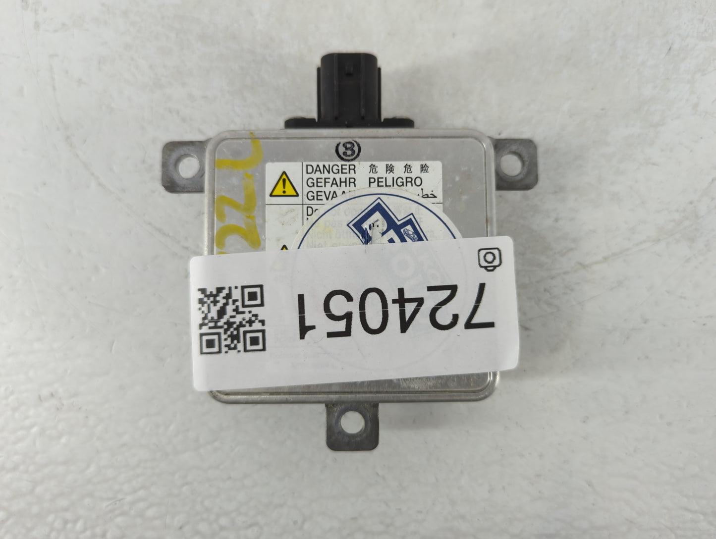2014 Mitsubishi Outlander Headlight Ballast Head Light 724051 - Oemusedautoparts1.com