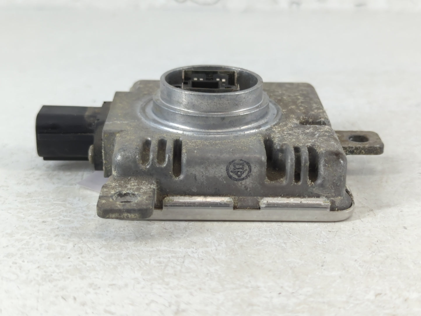 2014 Mitsubishi Outlander Headlight Ballast Head Light - Oemusedautoparts1.com