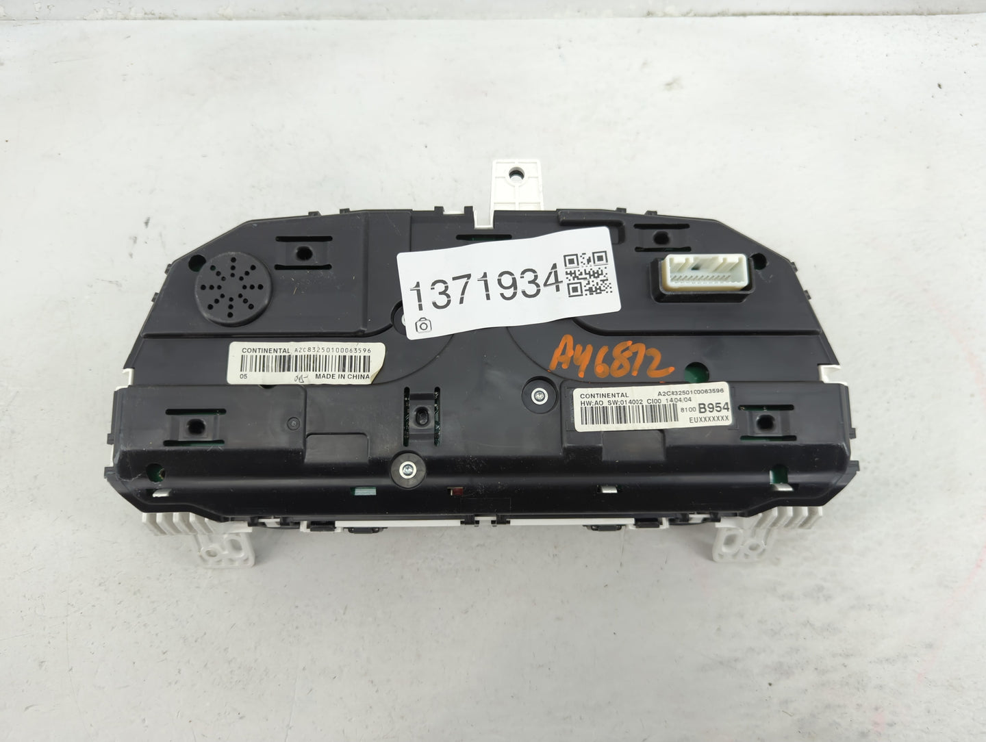 2014-2015 Mitsubishi Outlander Sport Instrument Cluster Speedometer Gauges P/N:8100B954 Fits Fits 2014 2015 OEM Used Auto Pa