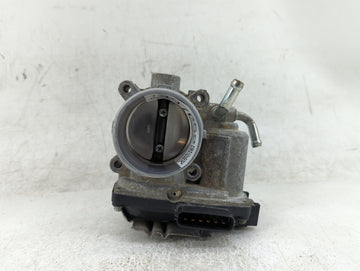 2013-2017 Mitsubishi Outlander Sport Throttle Body P/N:57021-B Fits Fits 2013 2014 2015 2016 2017 OEM Used Auto Parts - Oemu