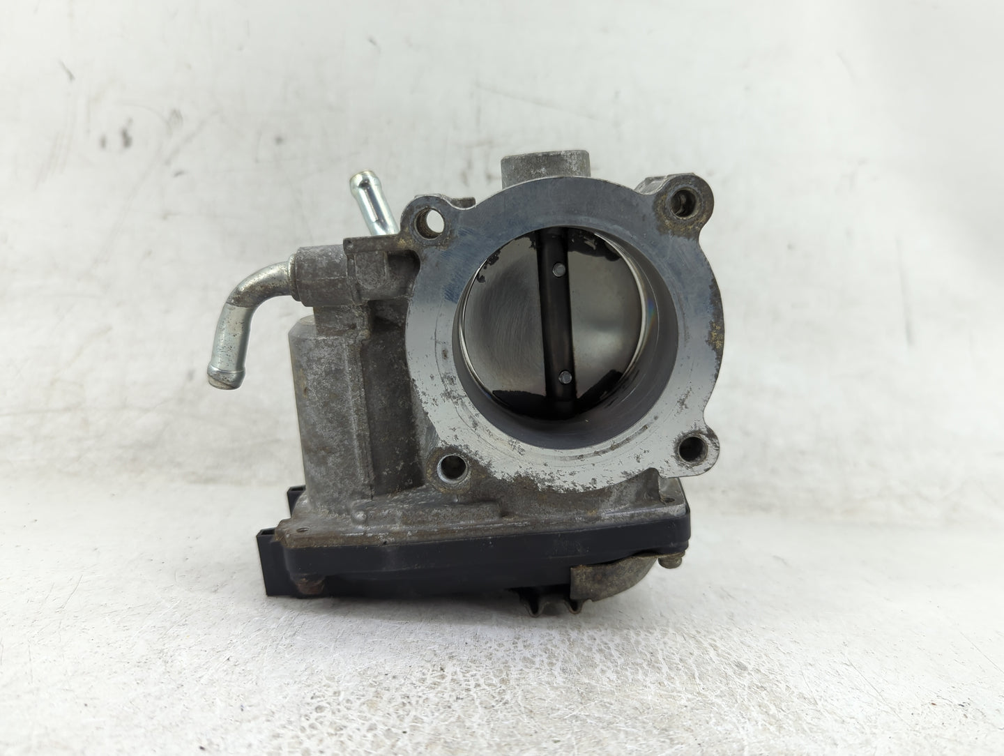 2013-2017 Mitsubishi Outlander Sport Throttle Body P/N:57021-B Fits Fits 2013 2014 2015 2016 2017 OEM Used Auto Parts - Oemu