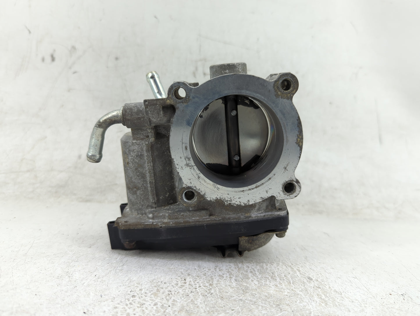 2013-2017 Mitsubishi Outlander Sport Throttle Body P/N:57021-B Fits Fits 2013 2014 2015 2016 2017 OEM Used Auto Parts - Oemu
