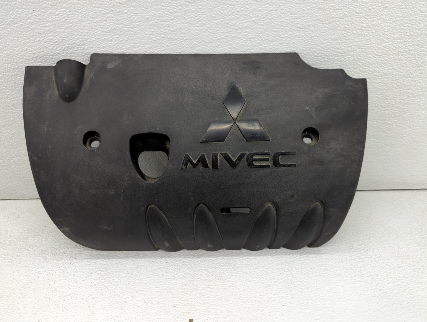 2014 Mitsubishi Outlander Sport Engine Cover - Oemusedautoparts1.com