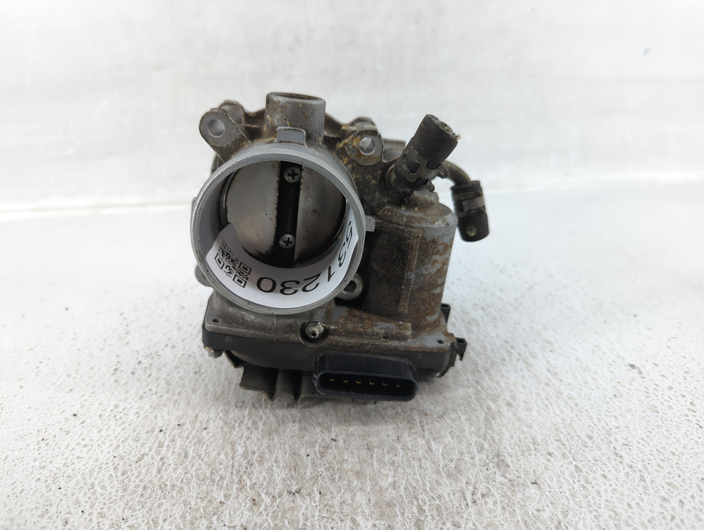 2013-2017 Mitsubishi Outlander Sport Throttle Body P/N:57021 4904 Fits Fits 2013 2014 2015 2016 2017 OEM Used Auto Parts - O
