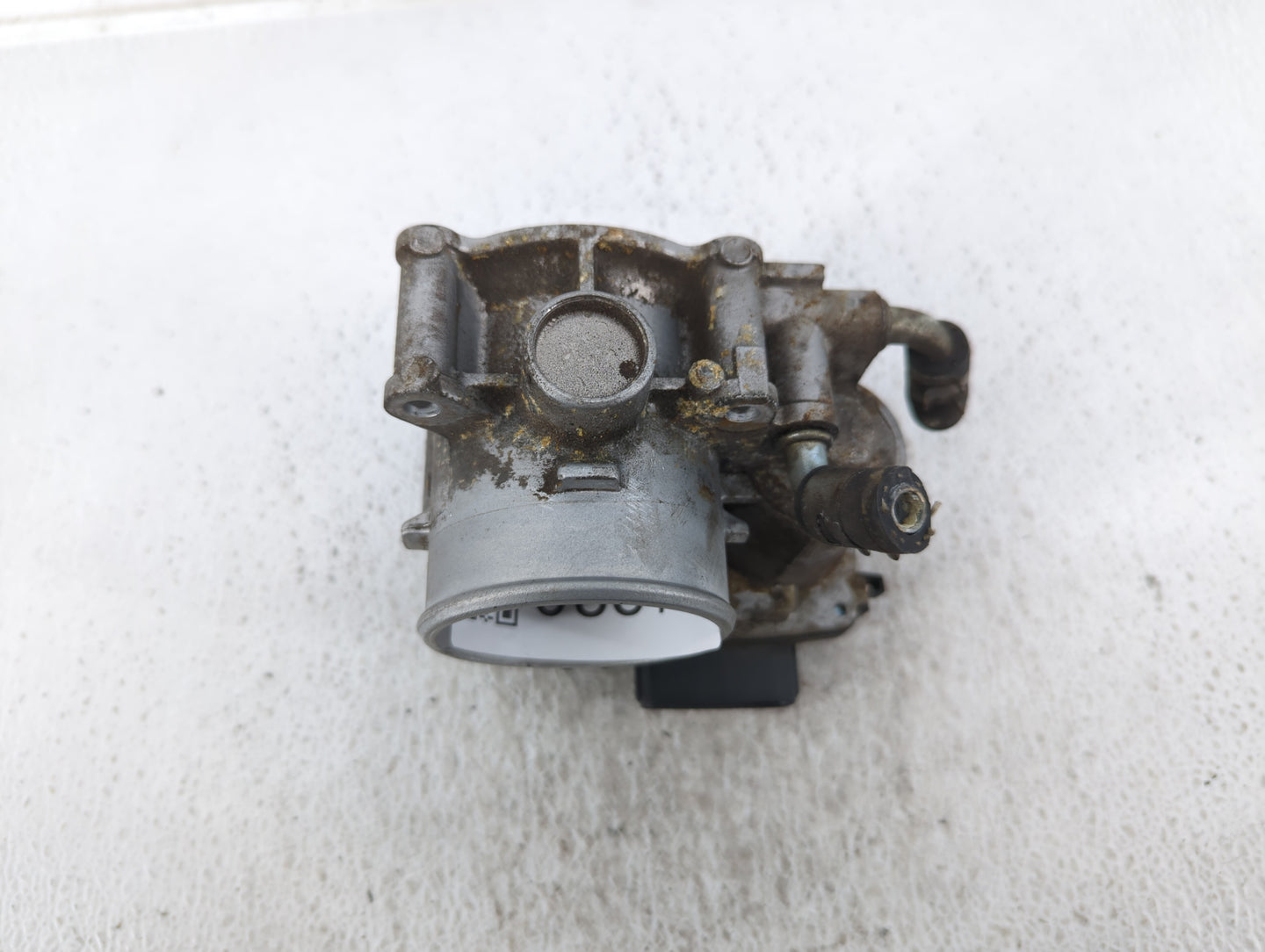 2013-2017 Mitsubishi Outlander Sport Throttle Body P/N:57021 4904 Fits Fits 2013 2014 2015 2016 2017 OEM Used Auto Parts - O