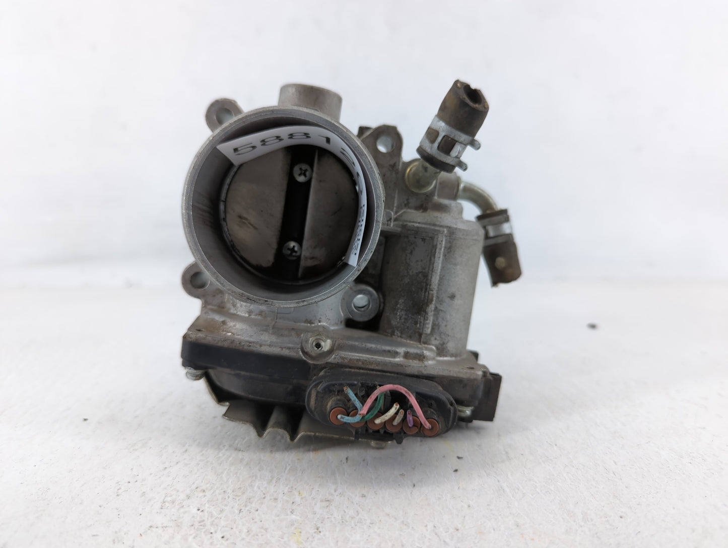 2013-2017 Mitsubishi Outlander Sport Throttle Body P/N:57021-B Fits Fits 2013 2014 2015 2016 2017 OEM Used Auto Parts - Oemu