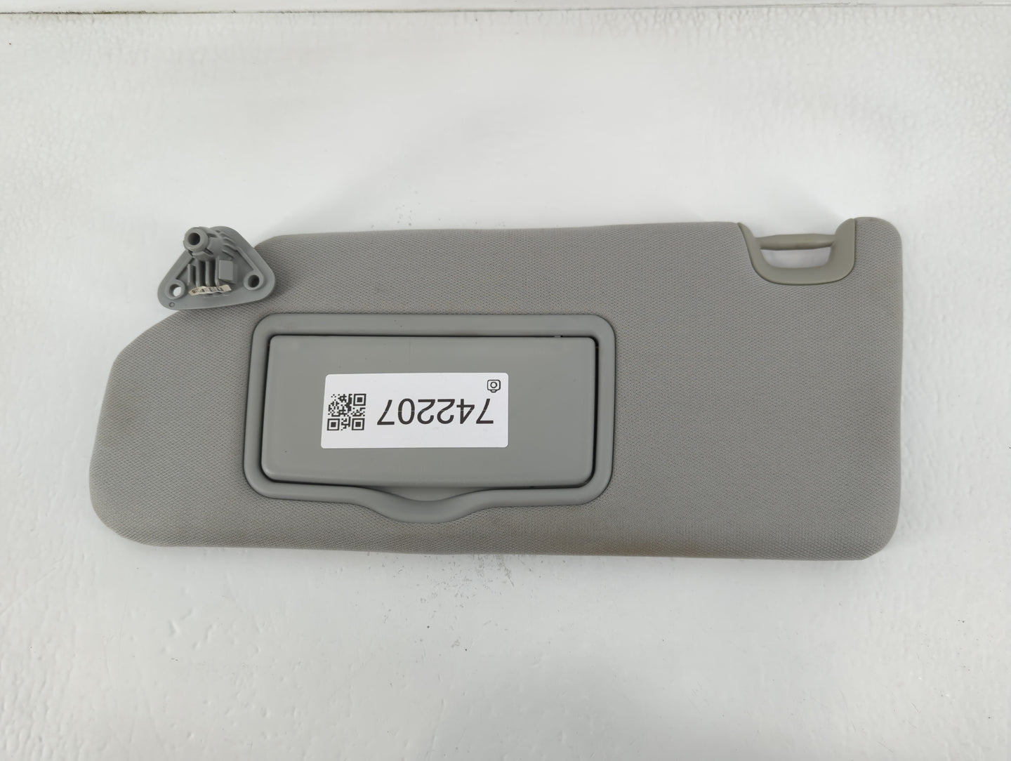 2013-2015 Mitsubishi Outlander Sport Sun Visor Shade Replacement Driver Left Mirror Fits Fits 2013 2014 2015 OEM Used Auto P