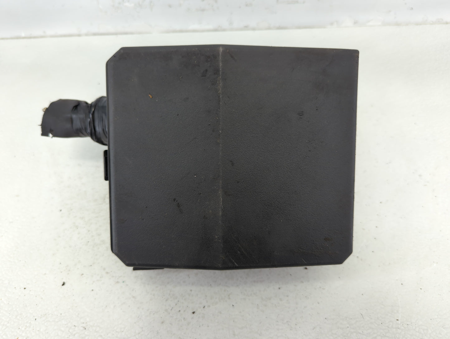 2012-2017 Mitsubishi Rvr Fusebox Fuse Box Panel Relay Module P/N:8565A268 Fits Fits 2012 2013 2014 2015 2016 2017 OEM Used A