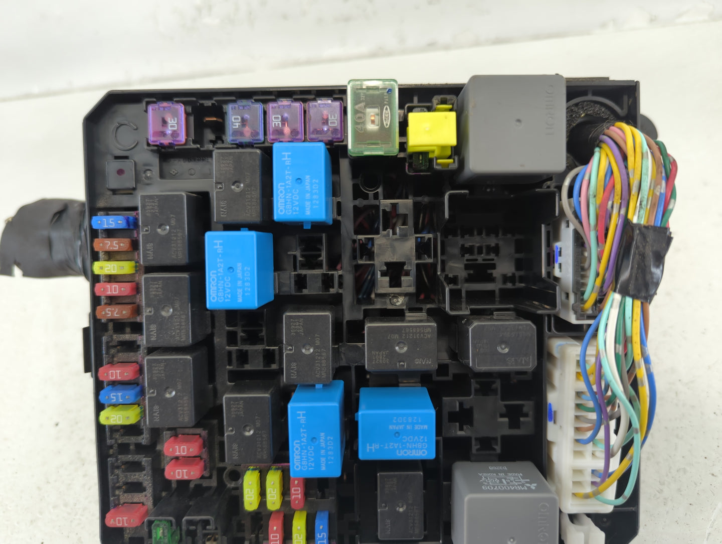 2012-2017 Mitsubishi Rvr Fusebox Fuse Box Panel Relay Module P/N:8565A268 Fits Fits 2012 2013 2014 2015 2016 2017 OEM Used A