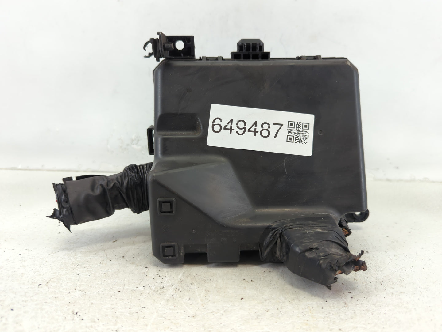 2012-2017 Mitsubishi Rvr Fusebox Fuse Box Panel Relay Module P/N:8565A268 Fits Fits 2012 2013 2014 2015 2016 2017 OEM Used A