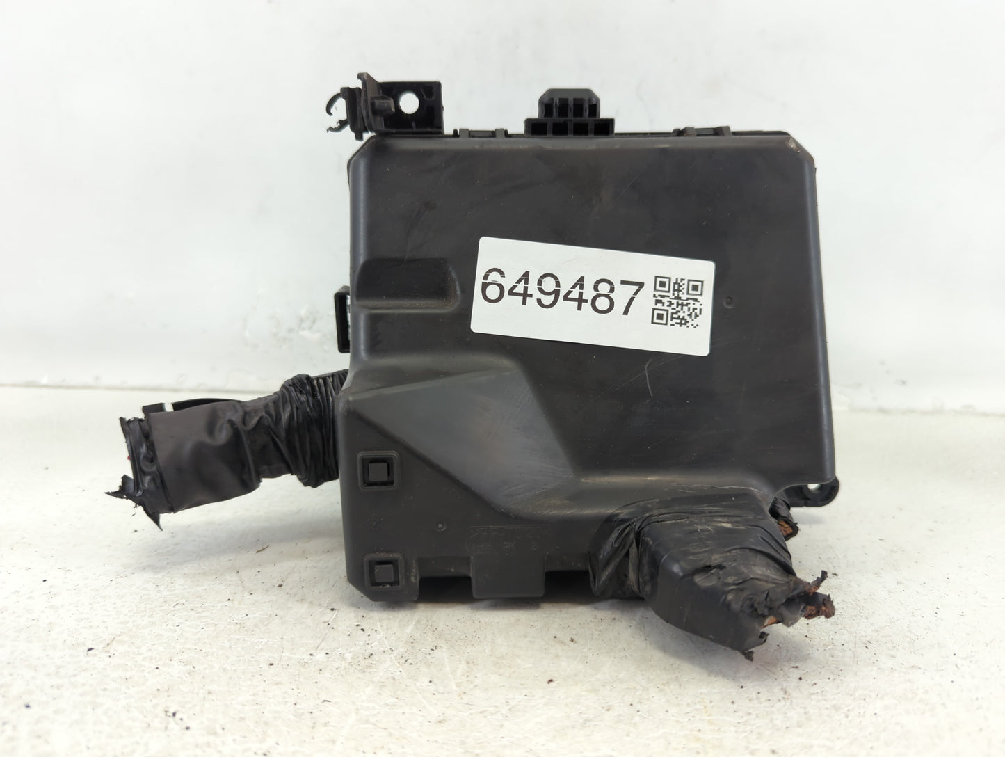 2012-2017 Mitsubishi Rvr Fusebox Fuse Box Panel Relay Module P/N:8565A268 Fits Fits 2012 2013 2014 2015 2016 2017 OEM Used A