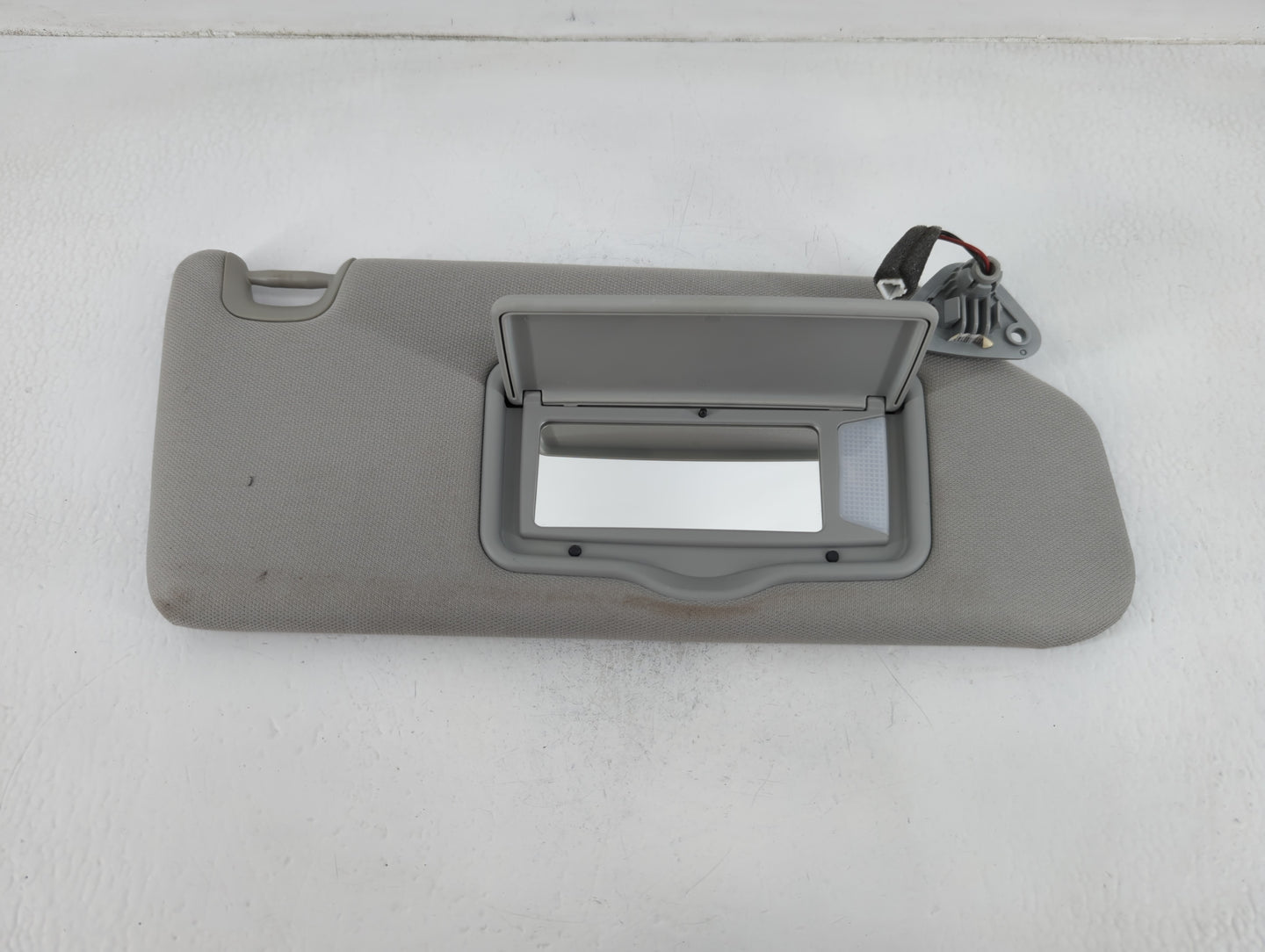 2013-2015 Mitsubishi Rvr Sun Visor Shade Replacement Passenger Right Mirror Fits Fits 2013 2014 2015 OEM Used Auto Parts - O