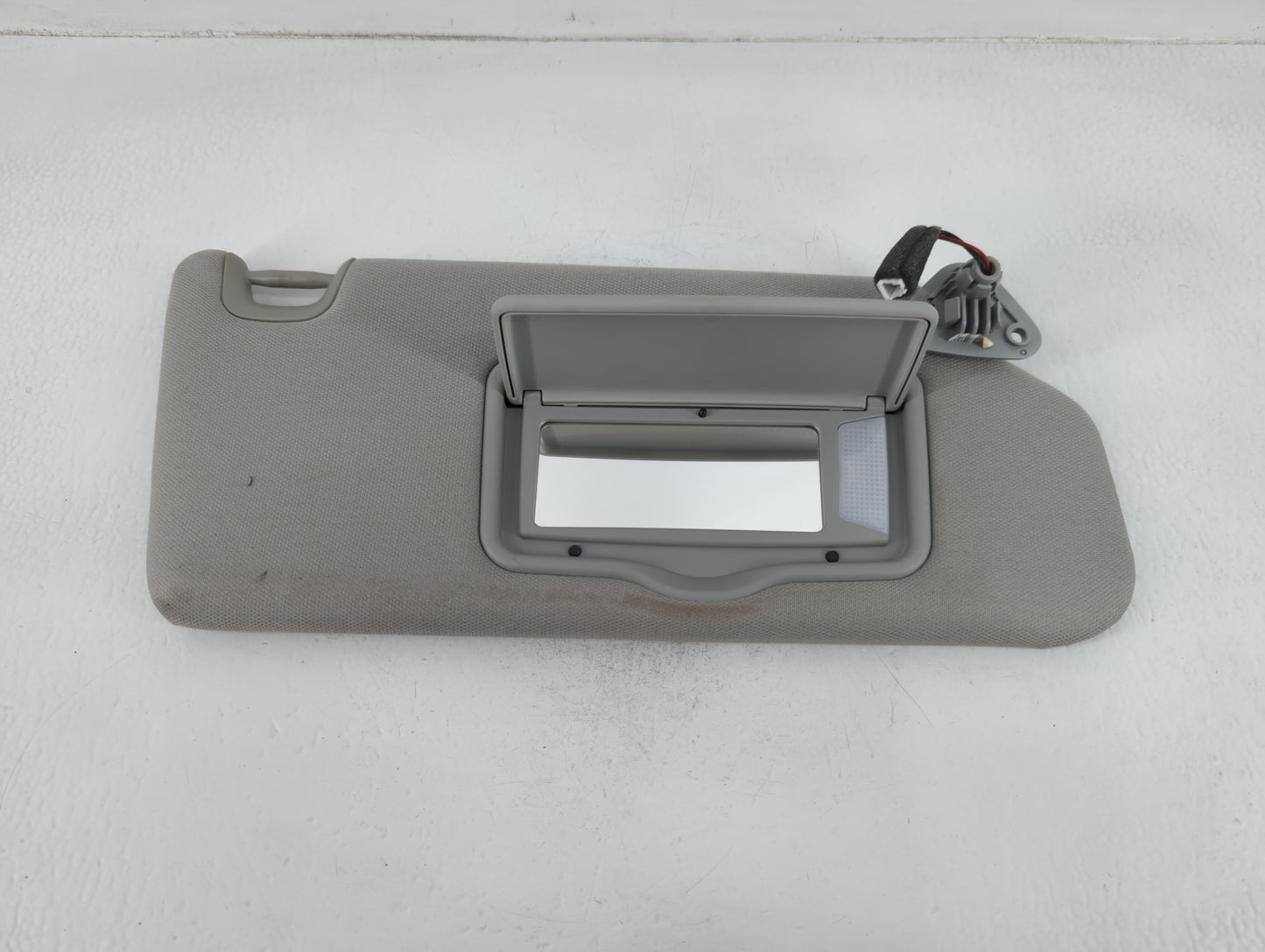 2013-2015 Mitsubishi Rvr Sun Visor Shade Replacement Passenger Right Mirror Fits Fits 2013 2014 2015 OEM Used Auto Parts - O