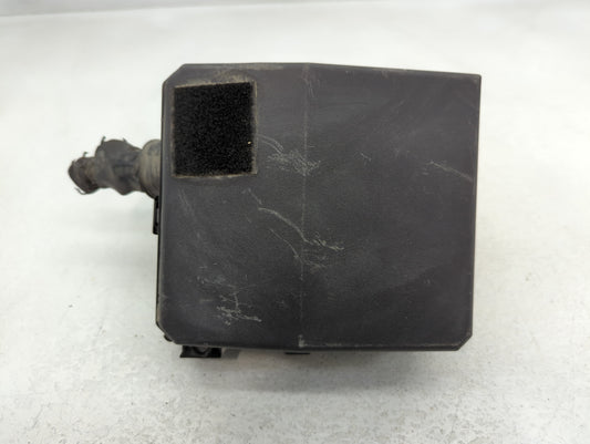 2012-2017 Mitsubishi Rvr Fusebox Fuse Box Panel Relay Module P/N:8565A268 Fits Fits 2012 2013 2014 2015 2016 2017 OEM Used A