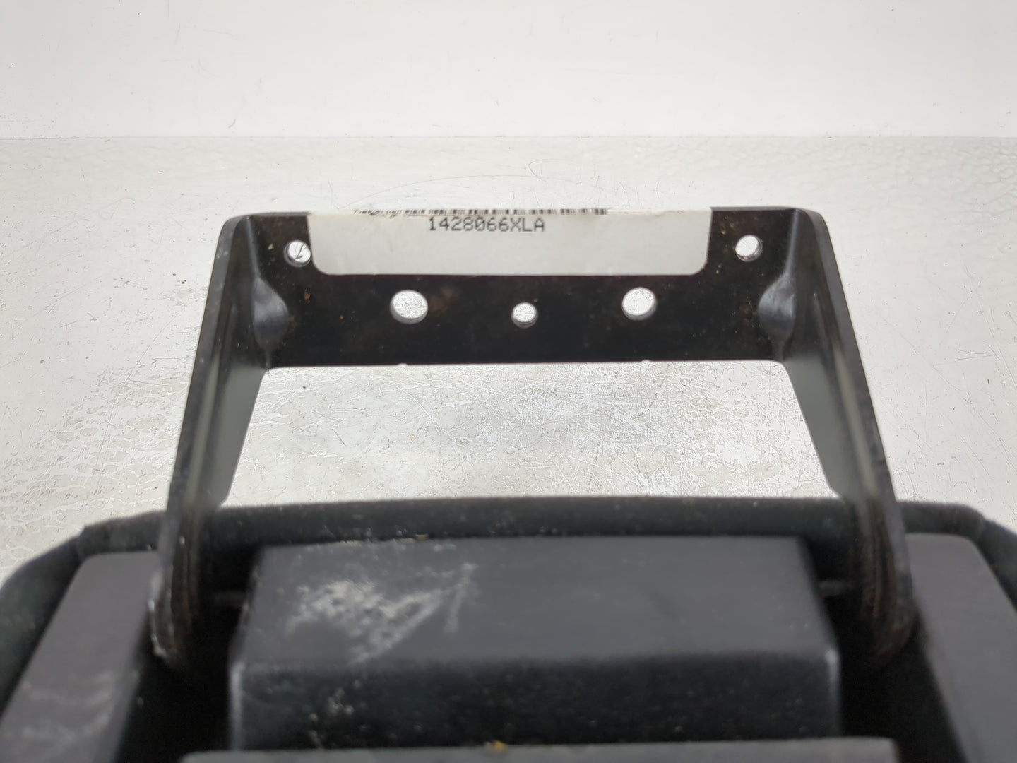 2013-2014 Nissan Altima Center Floor Console Fits Fits 2013 2014 OEM Used Auto Parts - Oemusedautoparts1.com