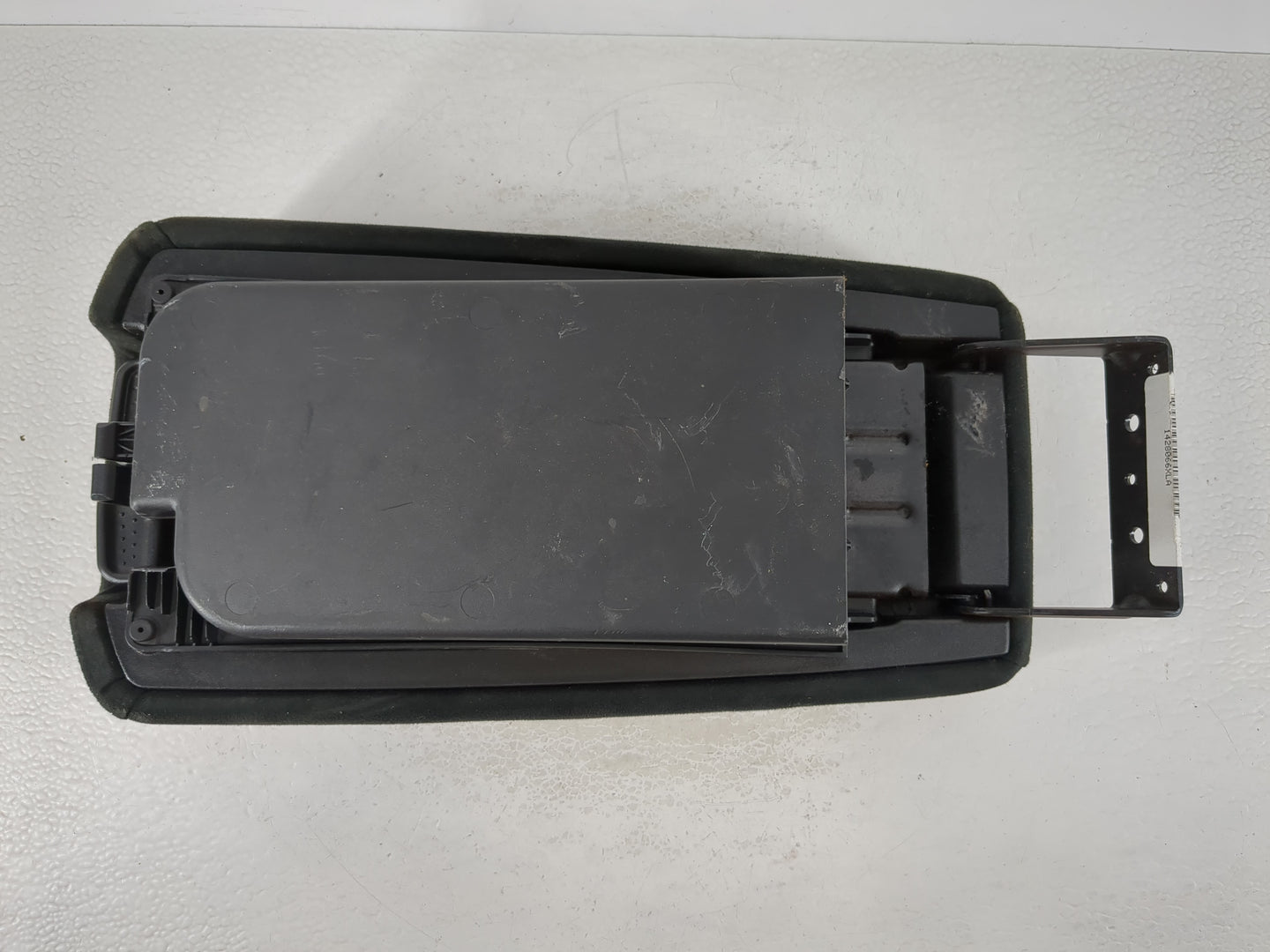 2013-2014 Nissan Altima Center Floor Console Fits Fits 2013 2014 OEM Used Auto Parts - Oemusedautoparts1.com