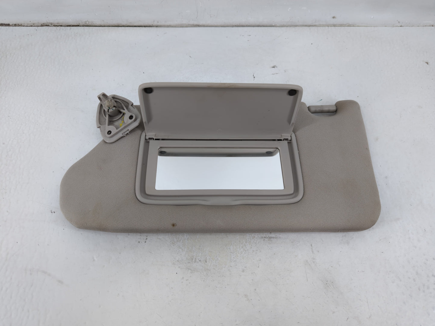 2013-2018 Nissan Altima Sun Visor Shade Replacement Passenger Right Mirror Fits Fits 2013 2014 2015 2016 2017 2018 OEM Used 