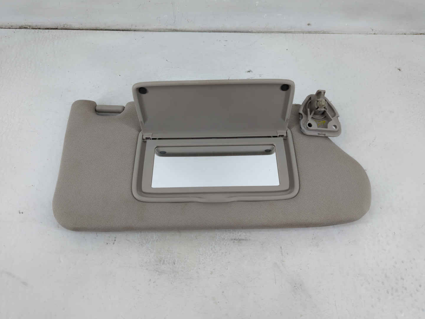 2013-2018 Nissan Altima Sun Visor Shade Replacement Passenger Right Mirror Fits Fits 2013 2014 2015 2016 2017 2018 OEM Used 