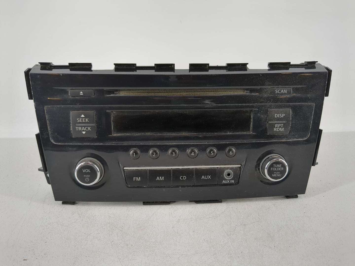 2013-2015 Nissan Altima Radio AM FM Cd Player Receiver Replacement P/N:28185 3TB0G Fits Fits 2013 2014 2015 OEM Used Auto Pa