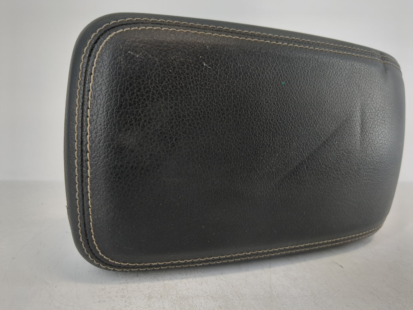 2013-2014 Nissan Altima Center Console Armrest Cover Lid Fits Fits 2013 2014 OEM Used Auto Parts - Oemusedautoparts1.com