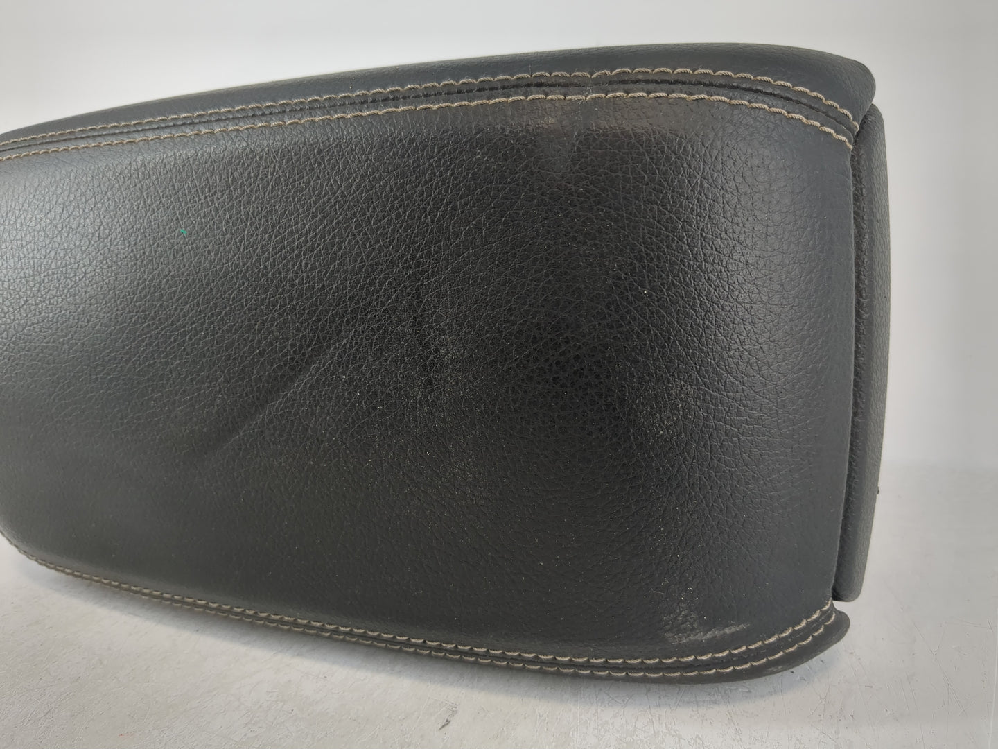2013-2014 Nissan Altima Center Console Armrest Cover Lid Fits Fits 2013 2014 OEM Used Auto Parts - Oemusedautoparts1.com