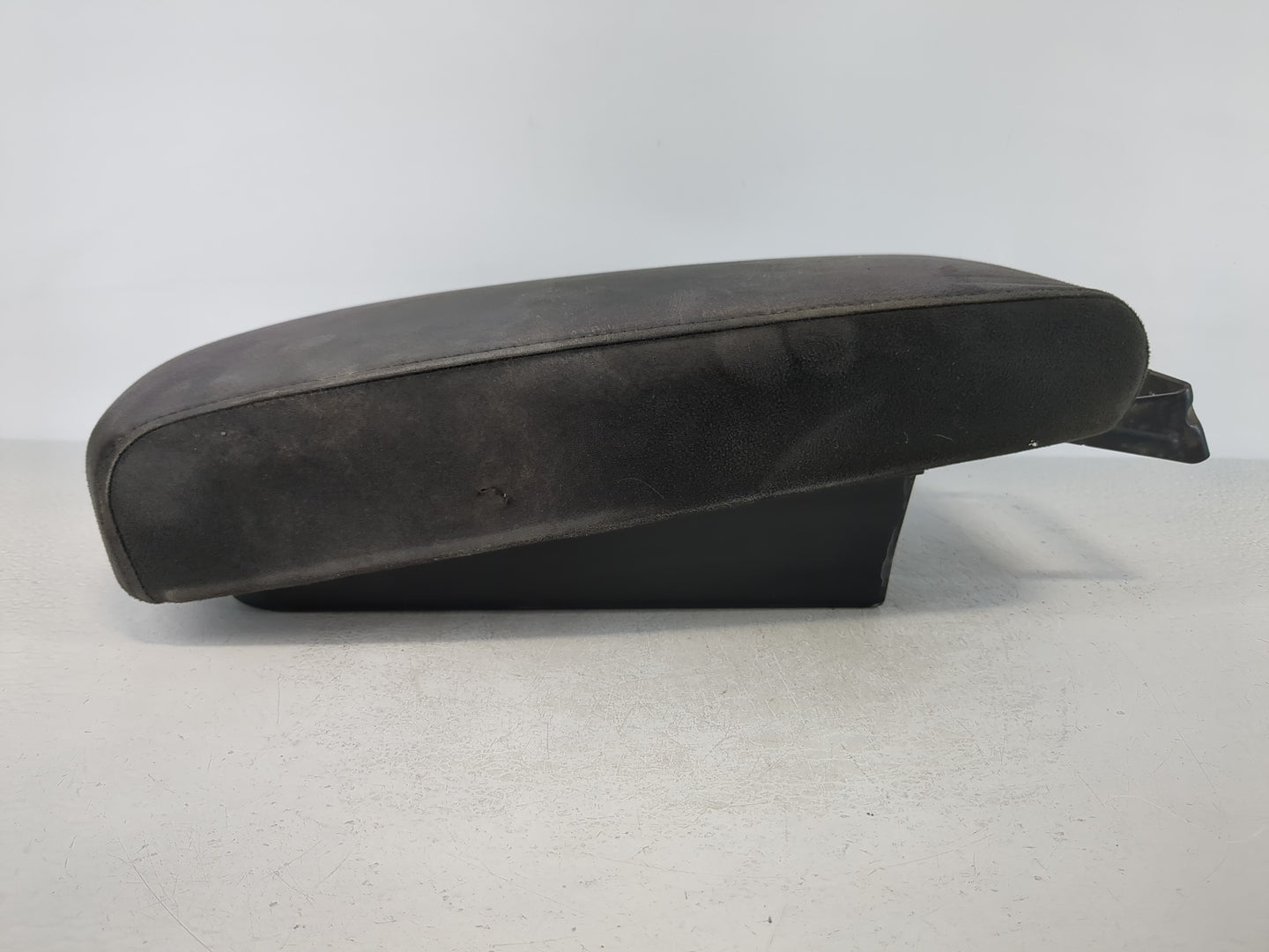 2013-2014 Nissan Altima Center Console Armrest Cover Lid Fits Fits 2013 2014 OEM Used Auto Parts - Oemusedautoparts1.com