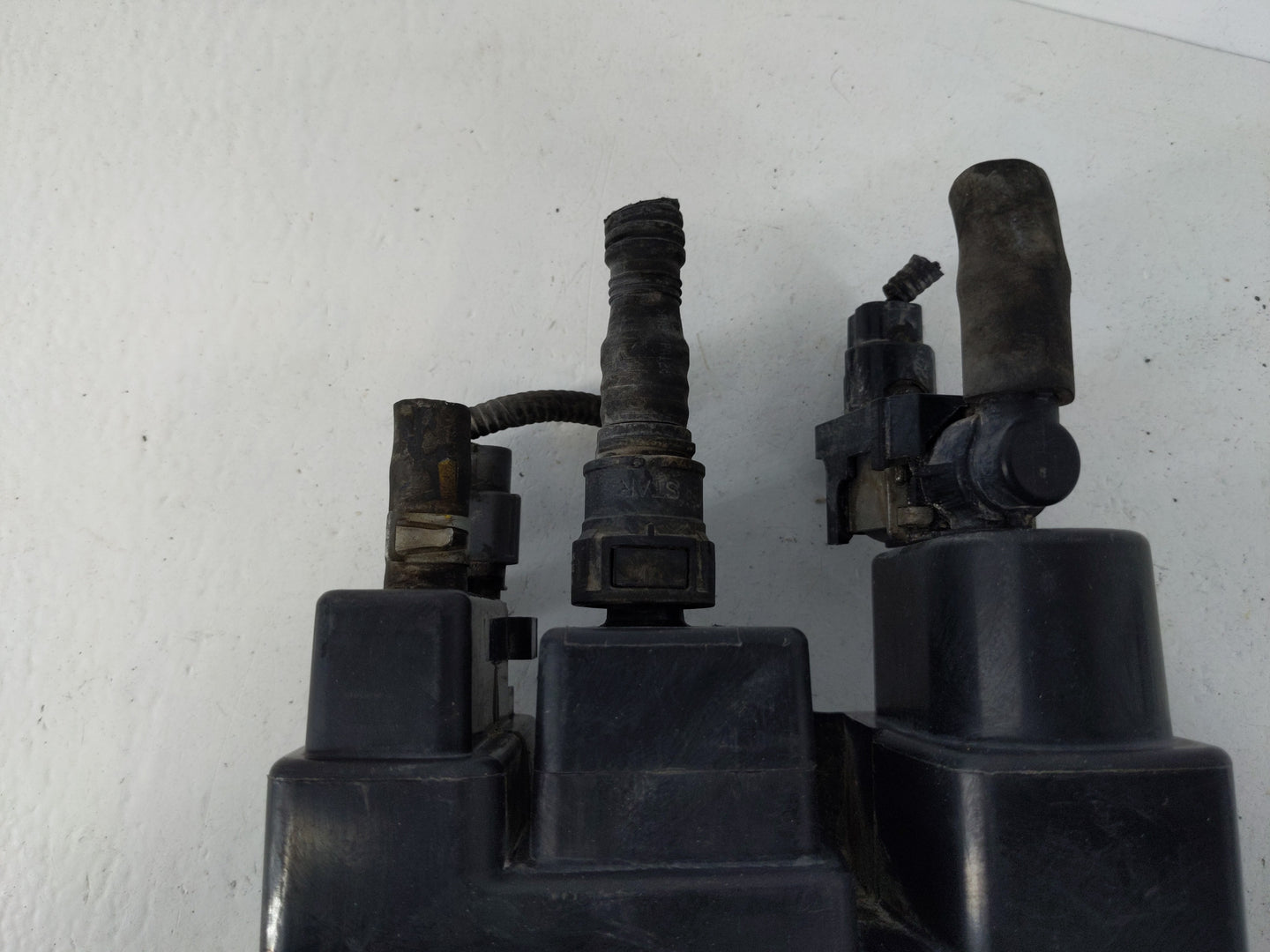 2014 Nissan Altima Fuel Vapor Charcoal Canister - Oemusedautoparts1.com
