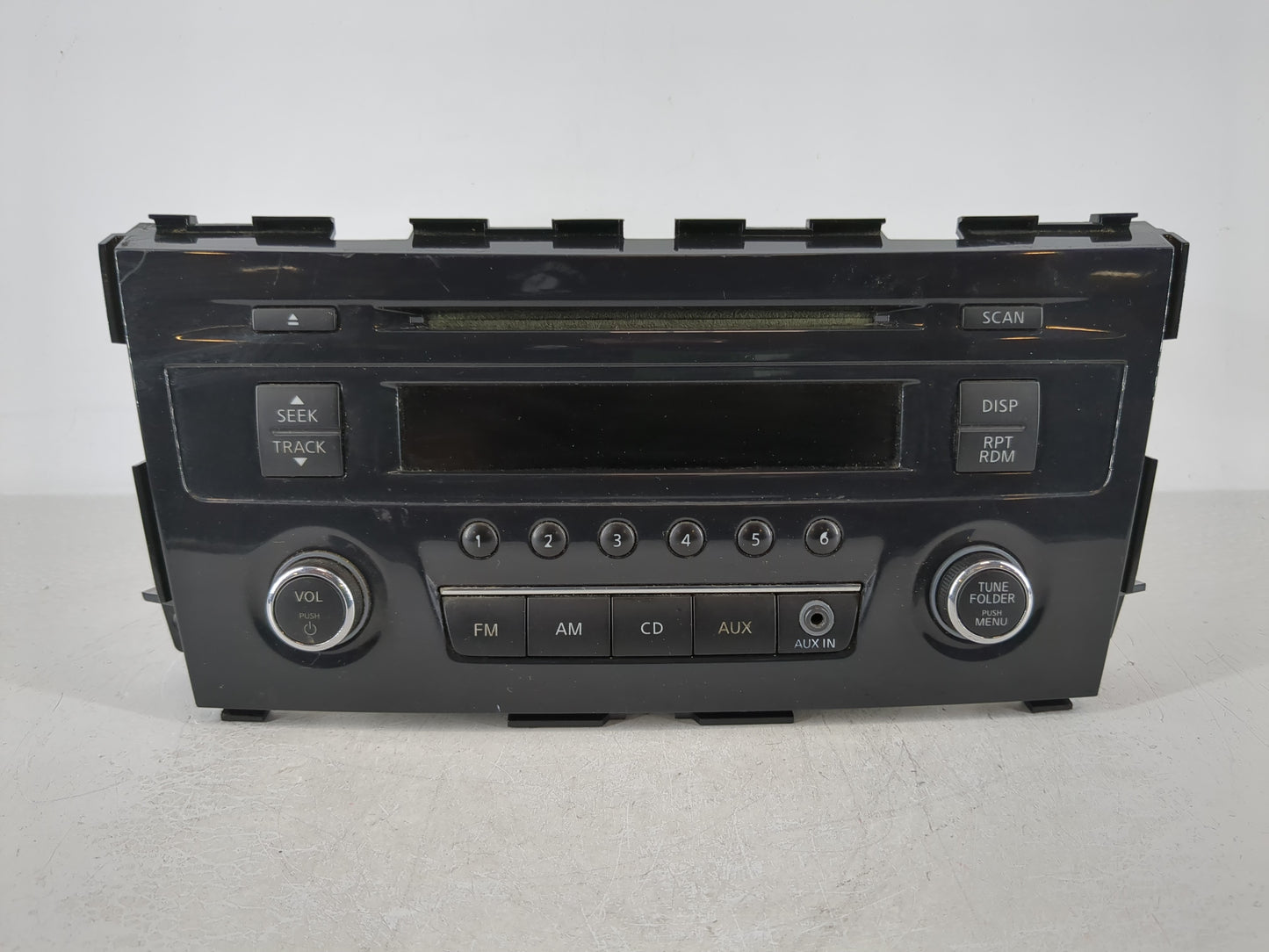 2013-2015 Nissan Altima Radio AM FM Cd Player Receiver Replacement P/N:28185 3TB0G Fits Fits 2013 2014 2015 OEM Used Auto Pa
