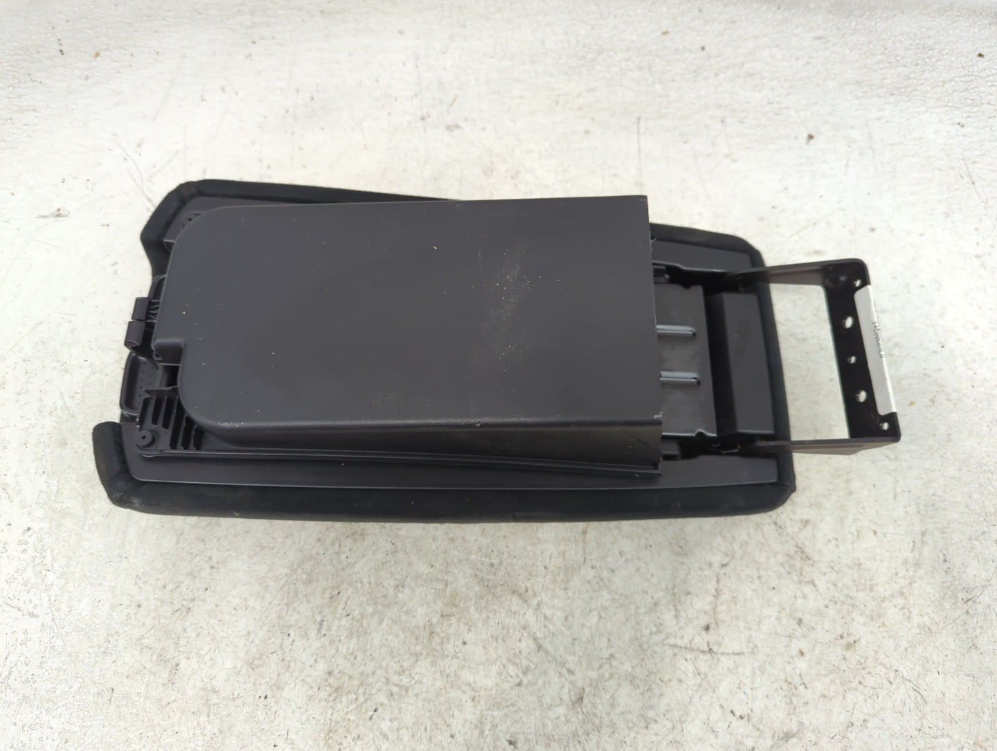 2013-2014 Nissan Altima Center Console Armrest Cover Lid Fits Fits 2013 2014 OEM Used Auto Parts - Oemusedautoparts1.com