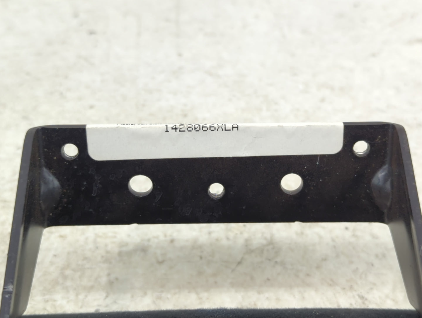 2013-2014 Nissan Altima Center Console Armrest Cover Lid Fits Fits 2013 2014 OEM Used Auto Parts - Oemusedautoparts1.com