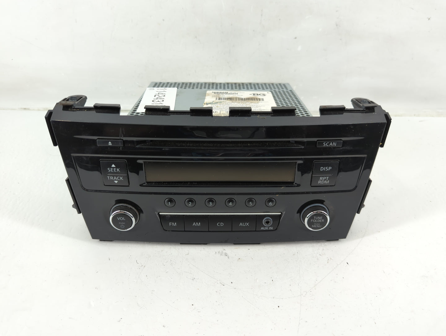 2013-2015 Nissan Altima Radio AM FM Cd Player Receiver Replacement P/N:28185 3TB0G Fits Fits 2013 2014 2015 OEM Used Auto Pa