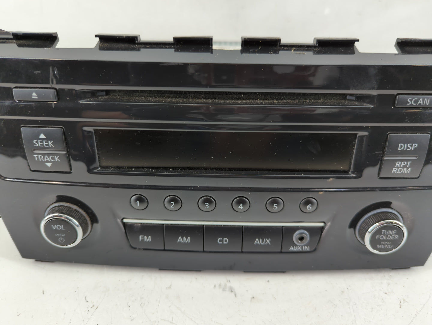 2013-2015 Nissan Altima Radio AM FM Cd Player Receiver Replacement P/N:28185 3TB0G Fits Fits 2013 2014 2015 OEM Used Auto Pa