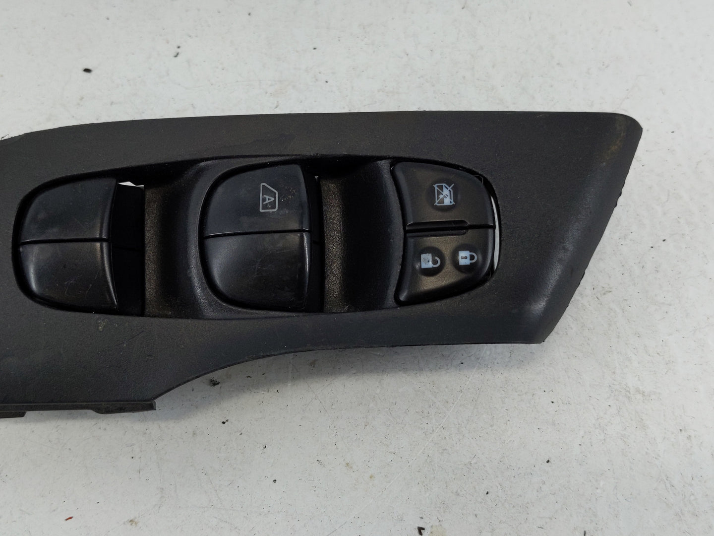2013-2018 Nissan Altima Master Power Window Switch Replacement Driver Side Left P/N:25401 3TA5A Fits OEM Used Auto Parts - O
