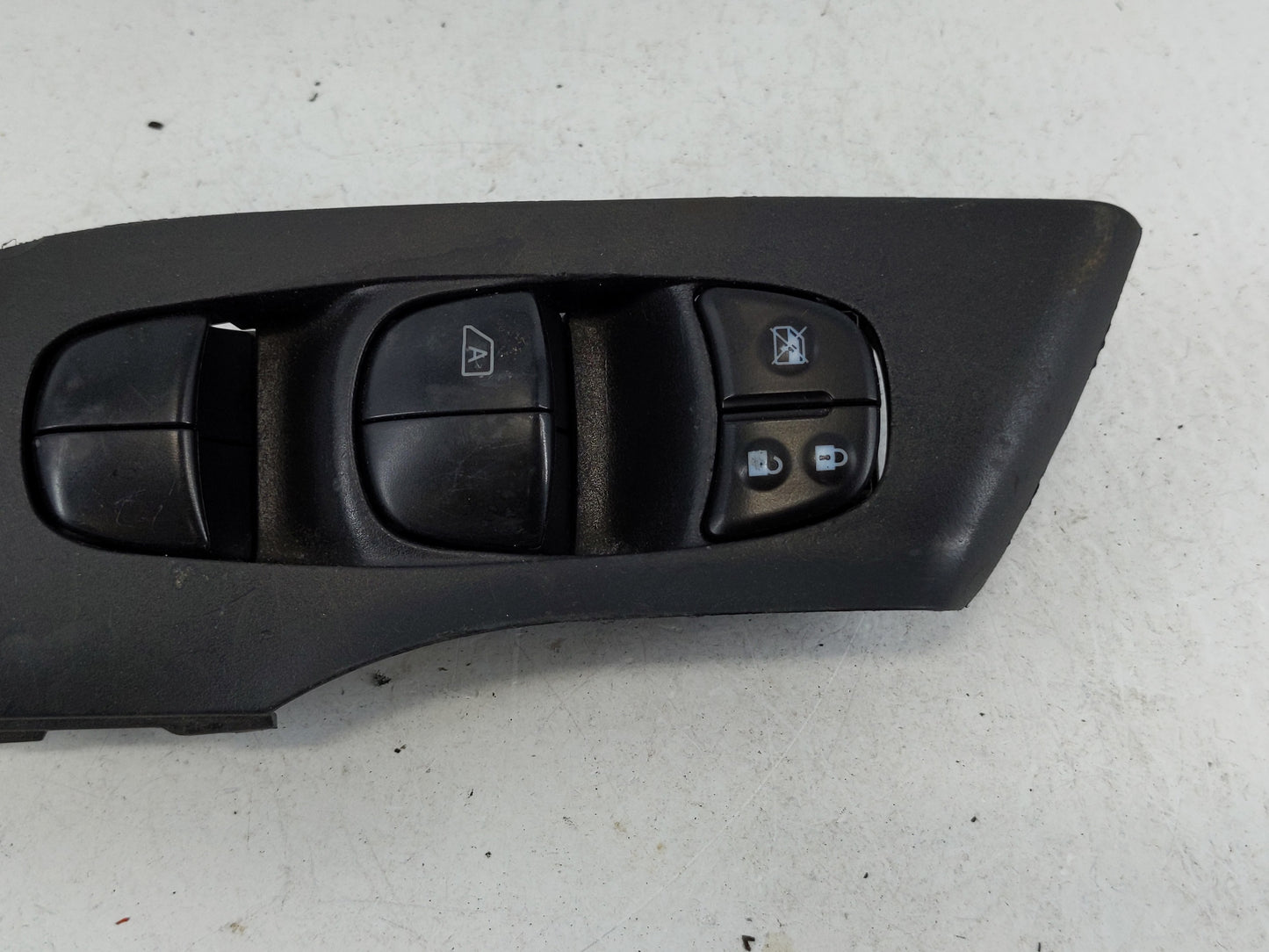 2013-2018 Nissan Altima Master Power Window Switch Replacement Driver Side Left P/N:25401 3TA5A Fits OEM Used Auto Parts - O