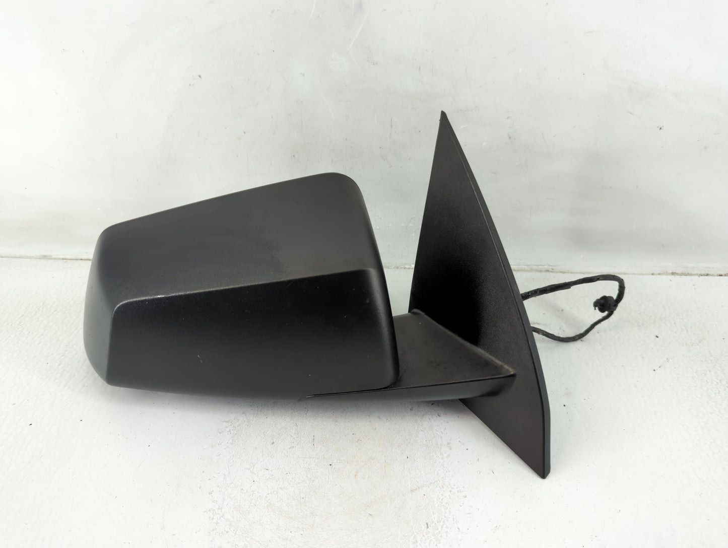 2013-2018 Nissan Altima Passenger Side View Mirror - Right Door Mirror OEM Used - Oemusedautoparts1.com