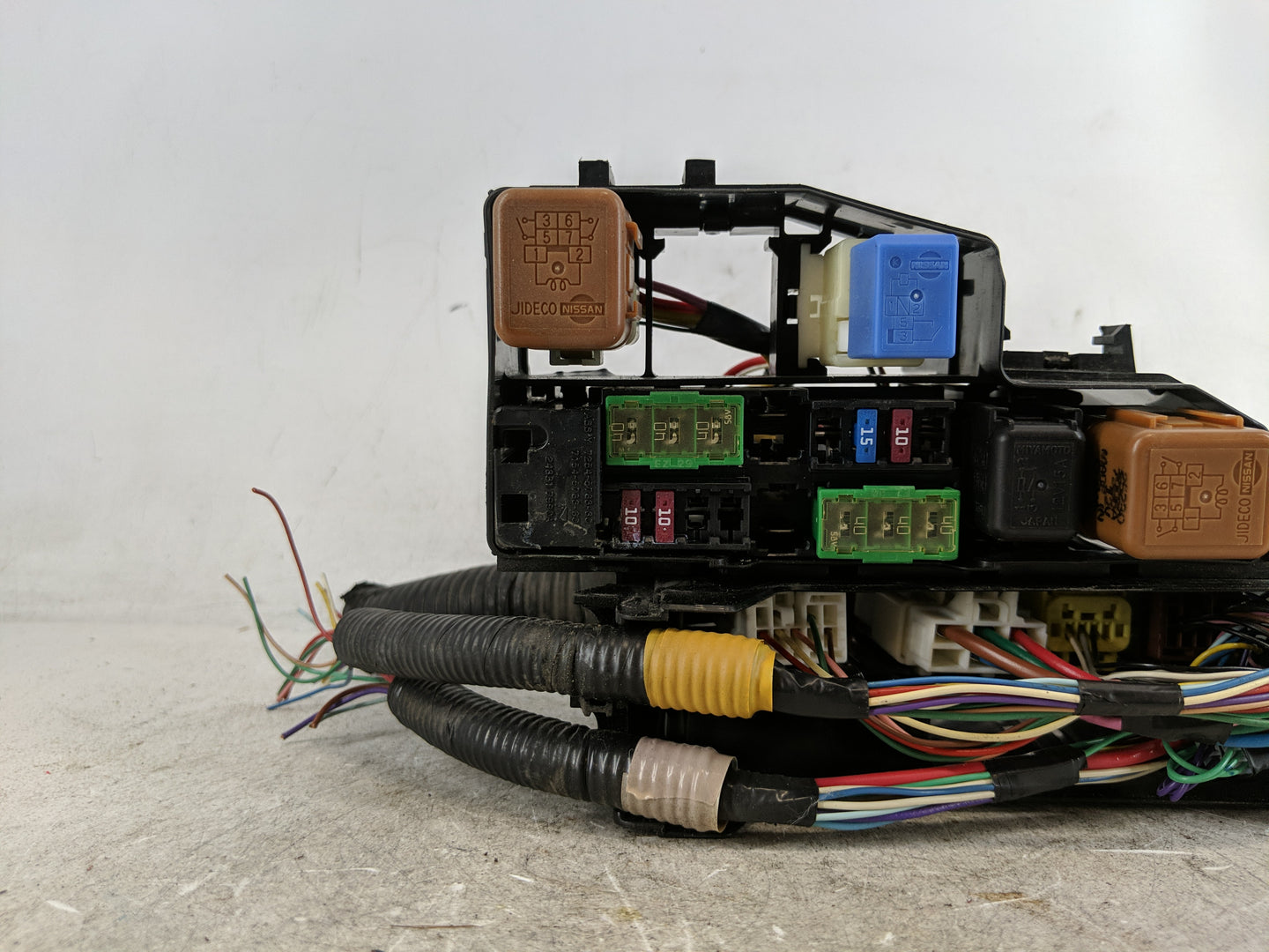 2013-2014 Nissan Altima Fusebox Fuse Box Panel Relay Module P/N:7164-6768-30 7254-5763-30 Fits Fits 2013 2014 OEM Used Auto 