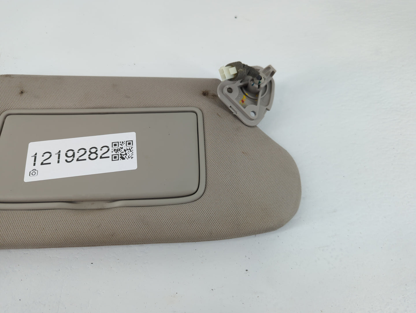 2013-2018 Nissan Altima Sun Visor Shade Replacement Passenger Right Mirror Fits Fits 2013 2014 2015 2016 2017 2018 OEM Used 