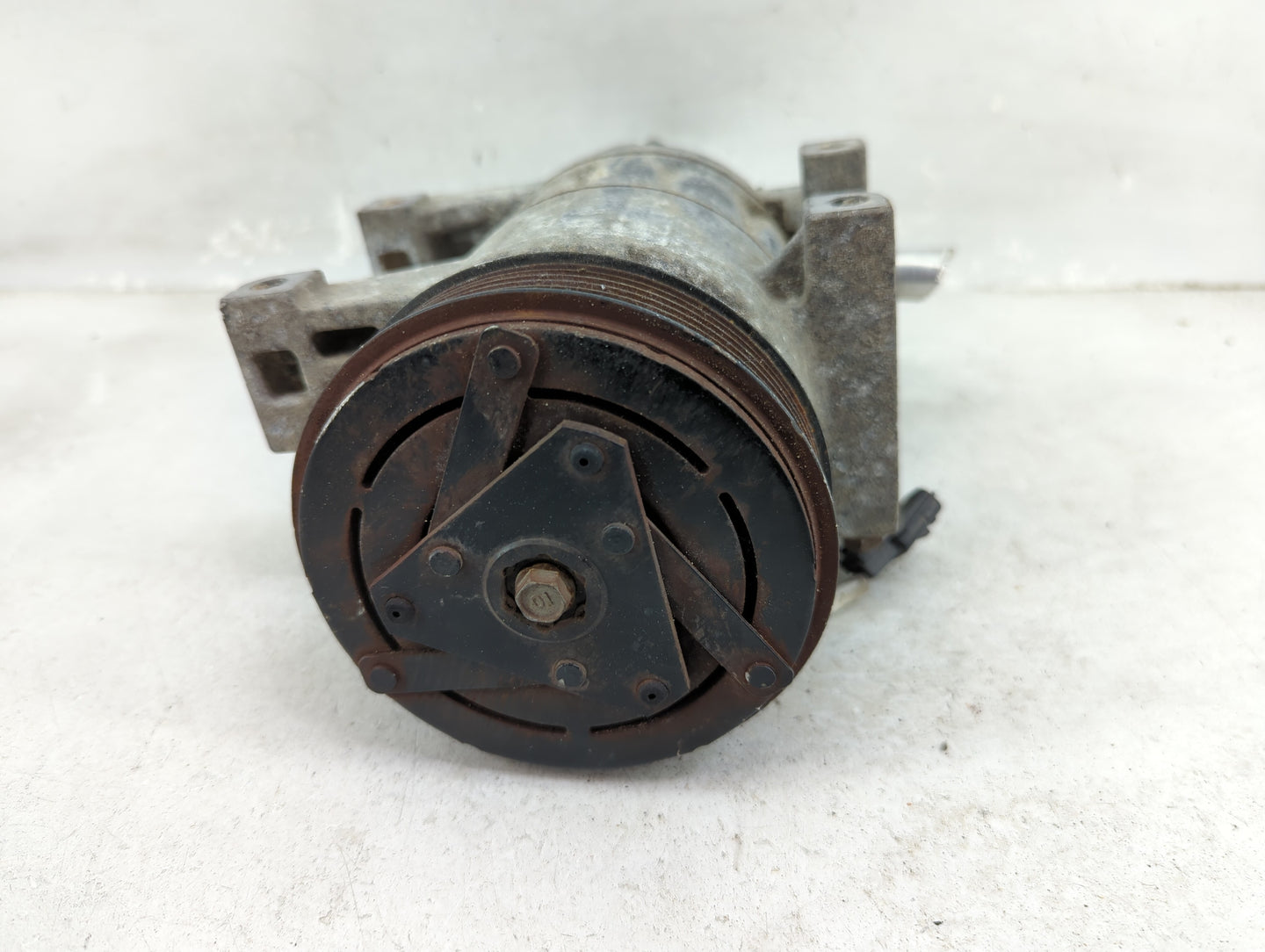 2013-2018 Nissan Altima Air Conditioning A/c Ac Compressor Oem - Oemusedautoparts1.com