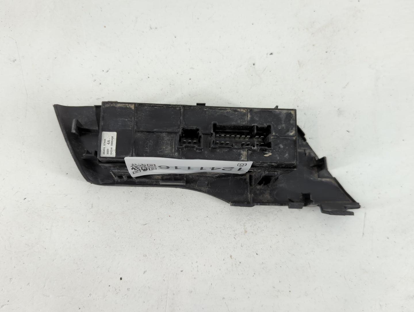 2013-2018 Nissan Altima Master Power Window Switch Replacement Driver Side Left P/N:25401 3TA4A Fits OEM Used Auto Parts - O