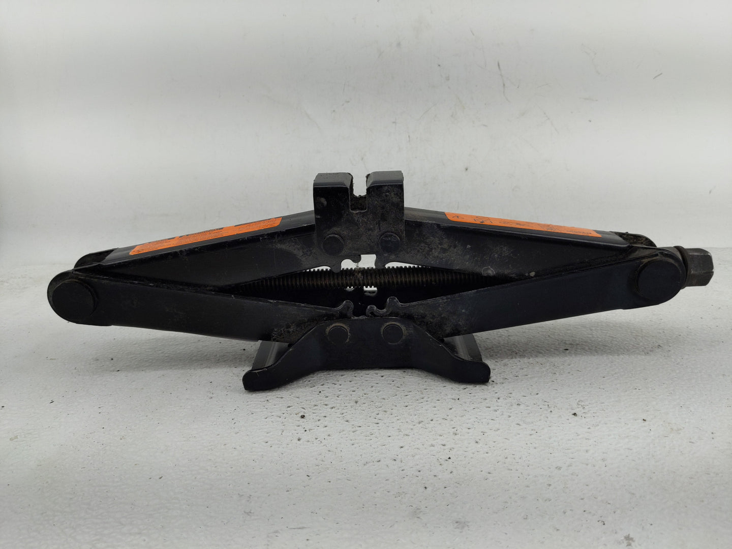 2014 Nissan Altima Spare Scissor Car Jack - Oemusedautoparts1.com