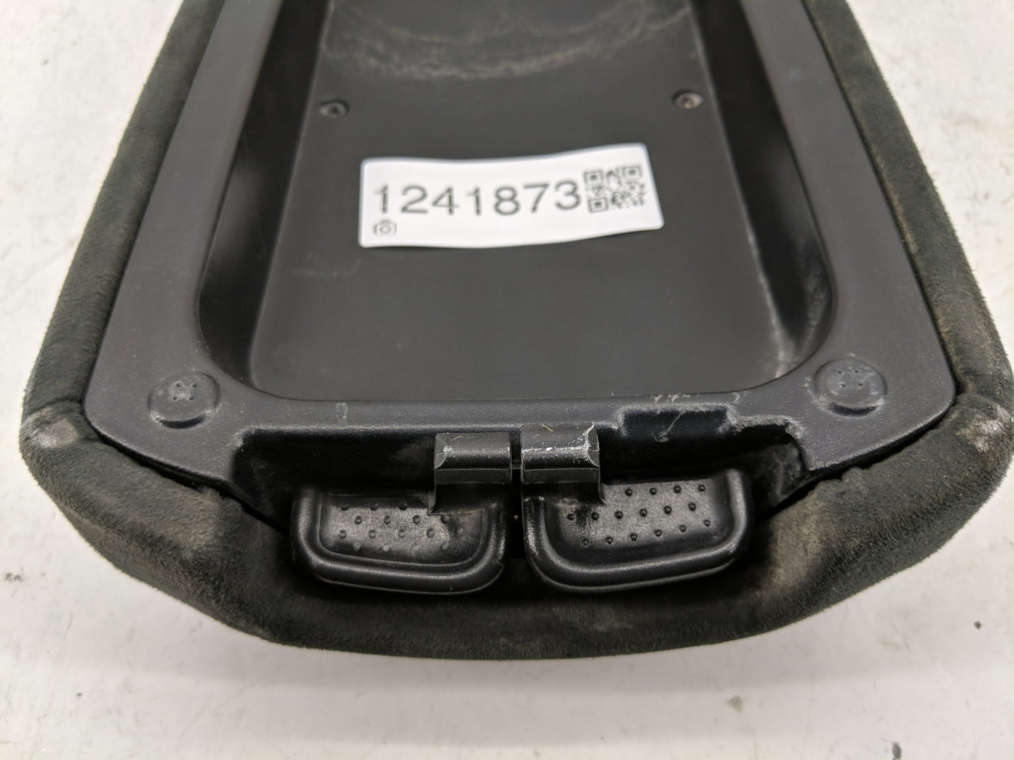 2014 Nissan Altima Center Console Armrest Cover Lid P/N:1428066X-LA-01 Fits OEM Used Auto Parts - Oemusedautoparts1.com
